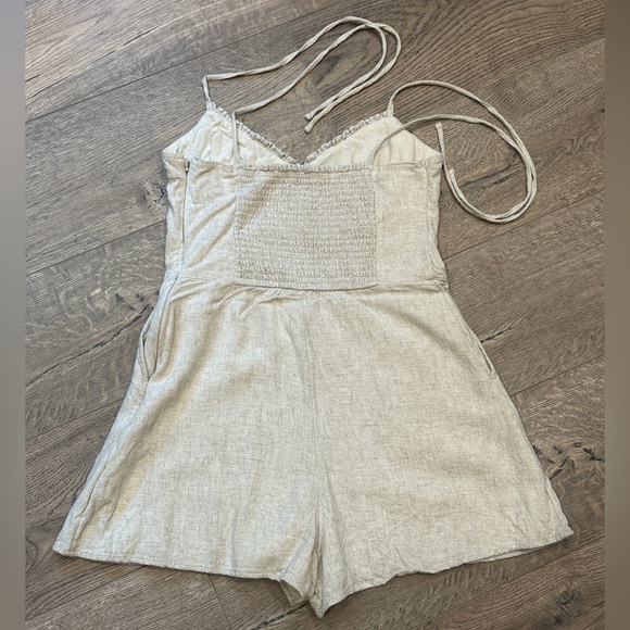 Abercrombie Linen-Blend Romper Oatmeal Size Medium Boho - Picture 7 of 10